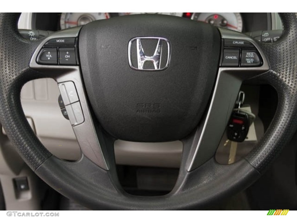 2015 Pilot EX - Alabaster Silver Metallic / Gray photo #14