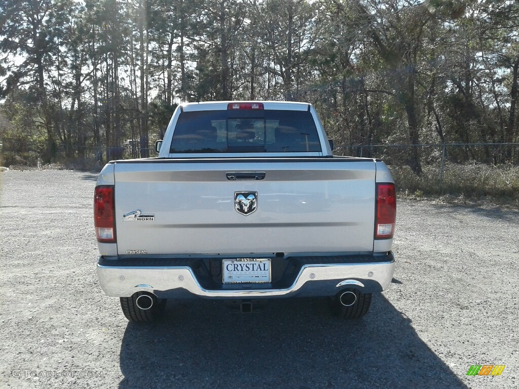 2018 1500 Big Horn Quad Cab - Bright Silver Metallic / Black/Diesel Gray photo #4