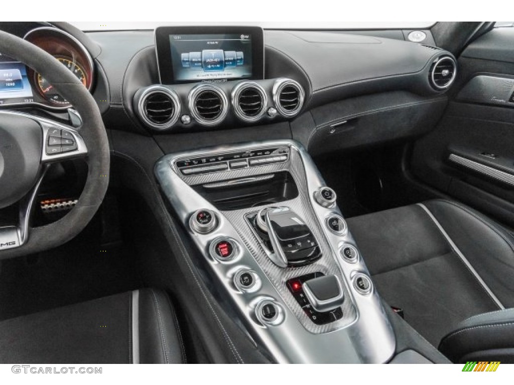 2017 Mercedes-Benz AMG GT S Coupe Controls Photo #125178511