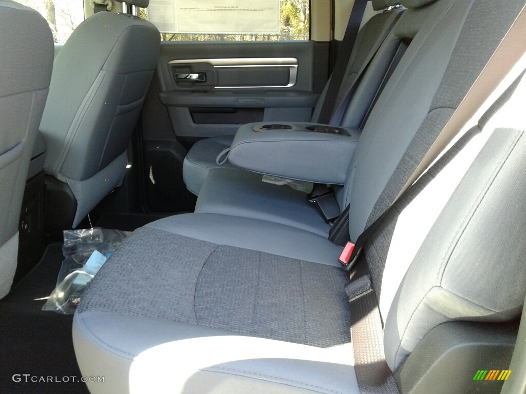2018 1500 Big Horn Crew Cab - Delmonico Red Pearl / Black/Diesel Gray photo #10