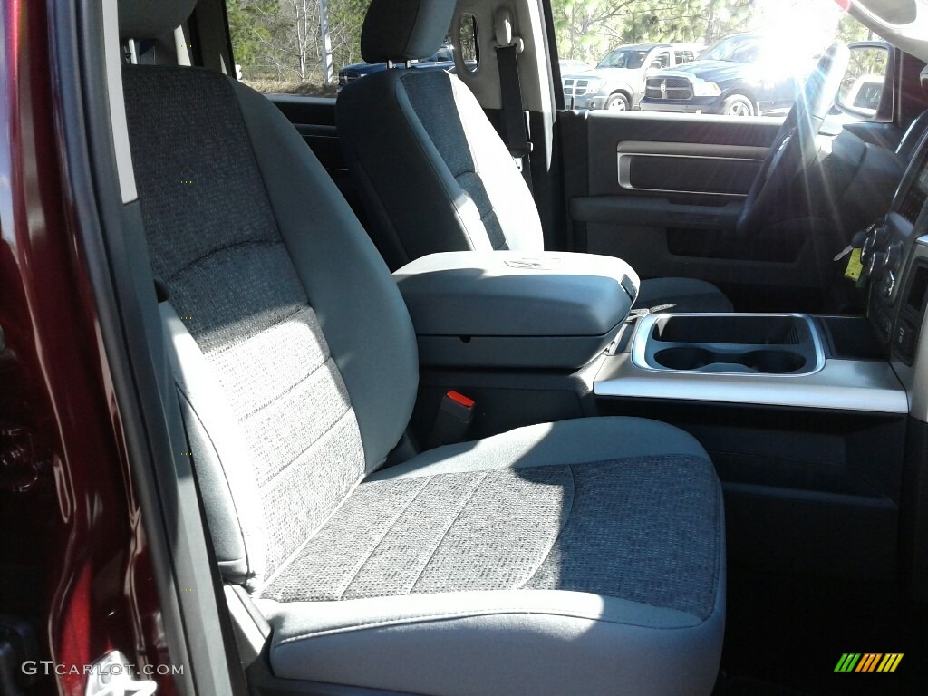 2018 1500 Big Horn Crew Cab - Delmonico Red Pearl / Black/Diesel Gray photo #12