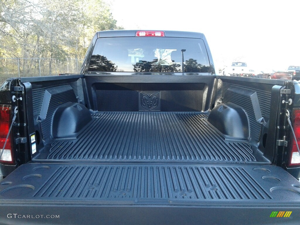 2018 1500 Express Quad Cab 4x4 - Brilliant Black Crystal Pearl / Black/Diesel Gray photo #19