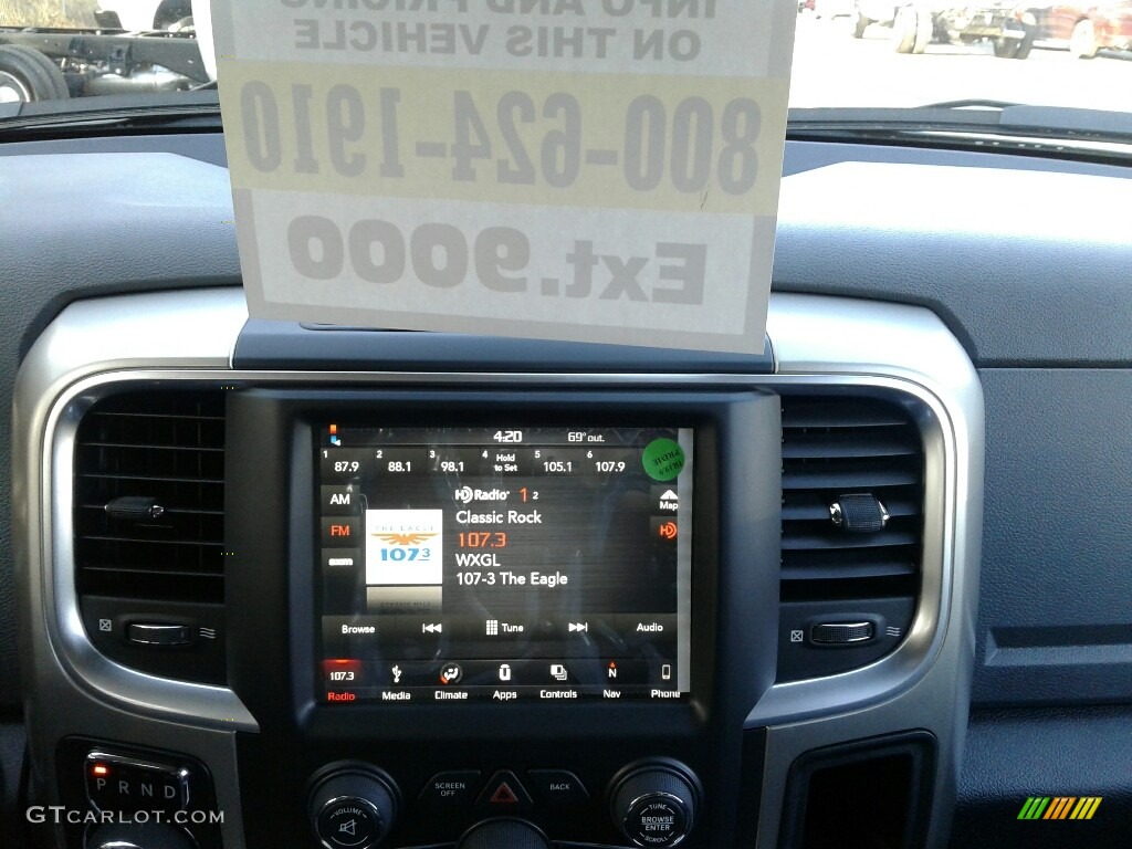 2018 1500 Big Horn Crew Cab - Granite Crystal Metallic / Black/Diesel Gray photo #15