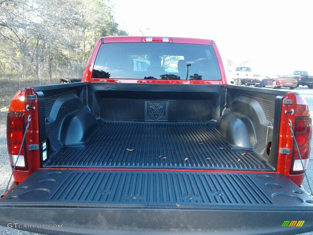2018 1500 Express Crew Cab - Flame Red / Black/Diesel Gray photo #19