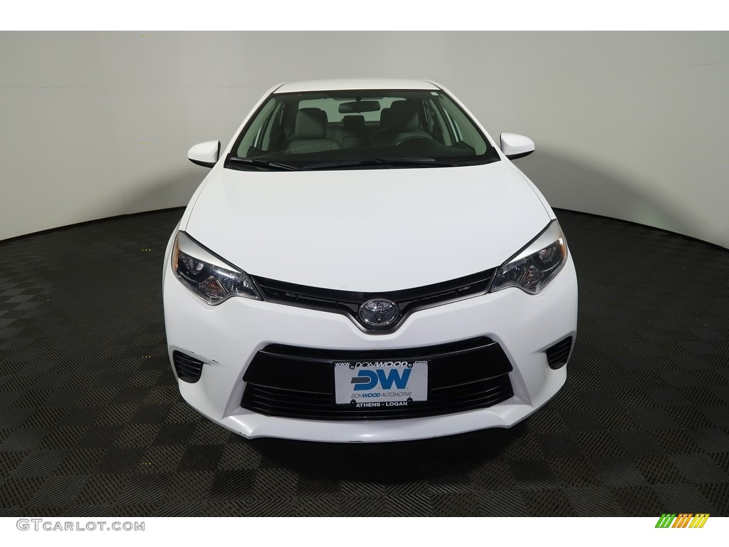 2015 Corolla LE - Super White / Ash photo #6