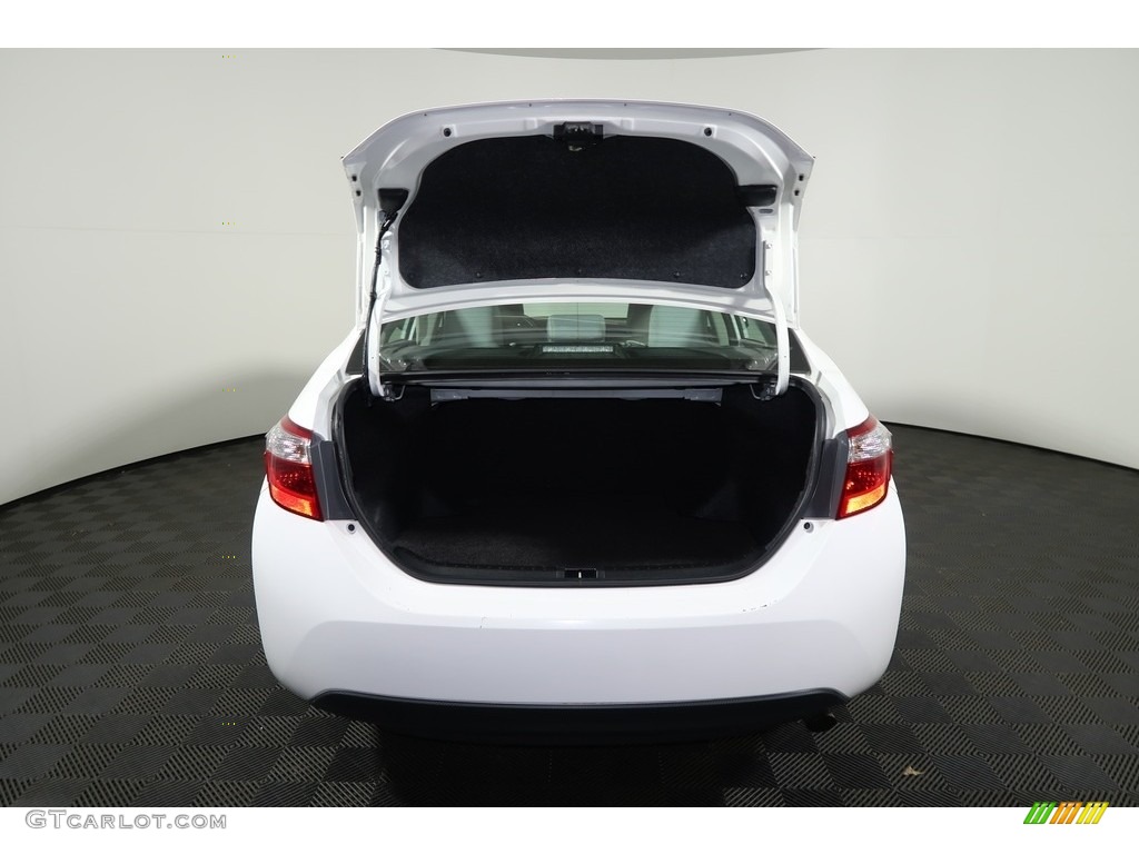 2015 Corolla LE - Super White / Ash photo #22