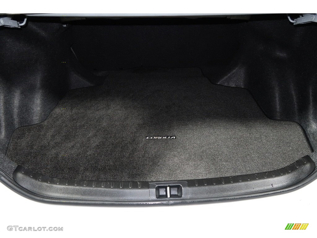 2015 Corolla LE - Super White / Ash photo #23