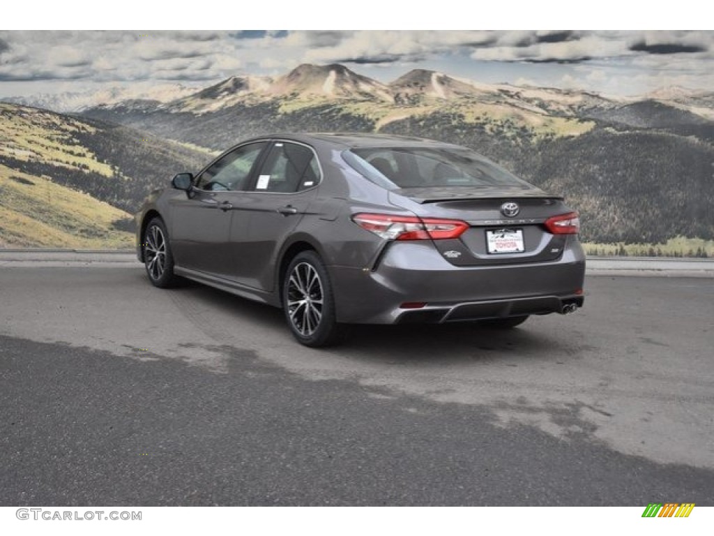 2018 Camry SE - Predawn Gray Mica / Ash photo #3