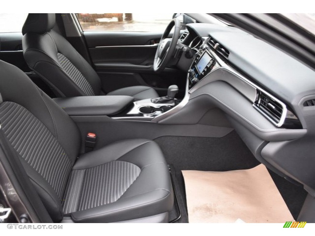 2018 Camry SE - Predawn Gray Mica / Ash photo #12