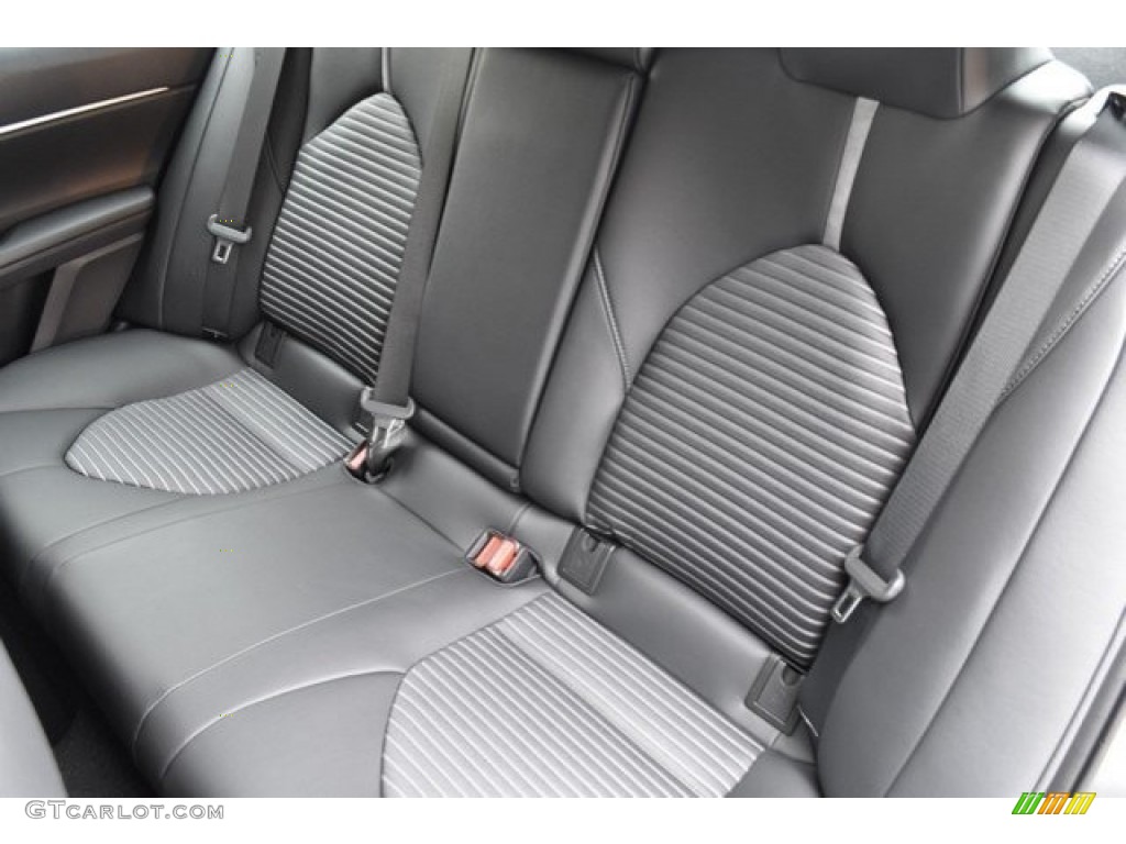 2018 Camry SE - Predawn Gray Mica / Ash photo #16