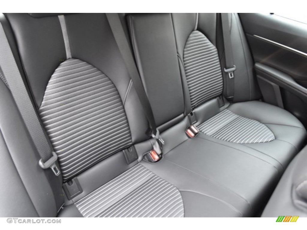 2018 Camry SE - Predawn Gray Mica / Ash photo #19