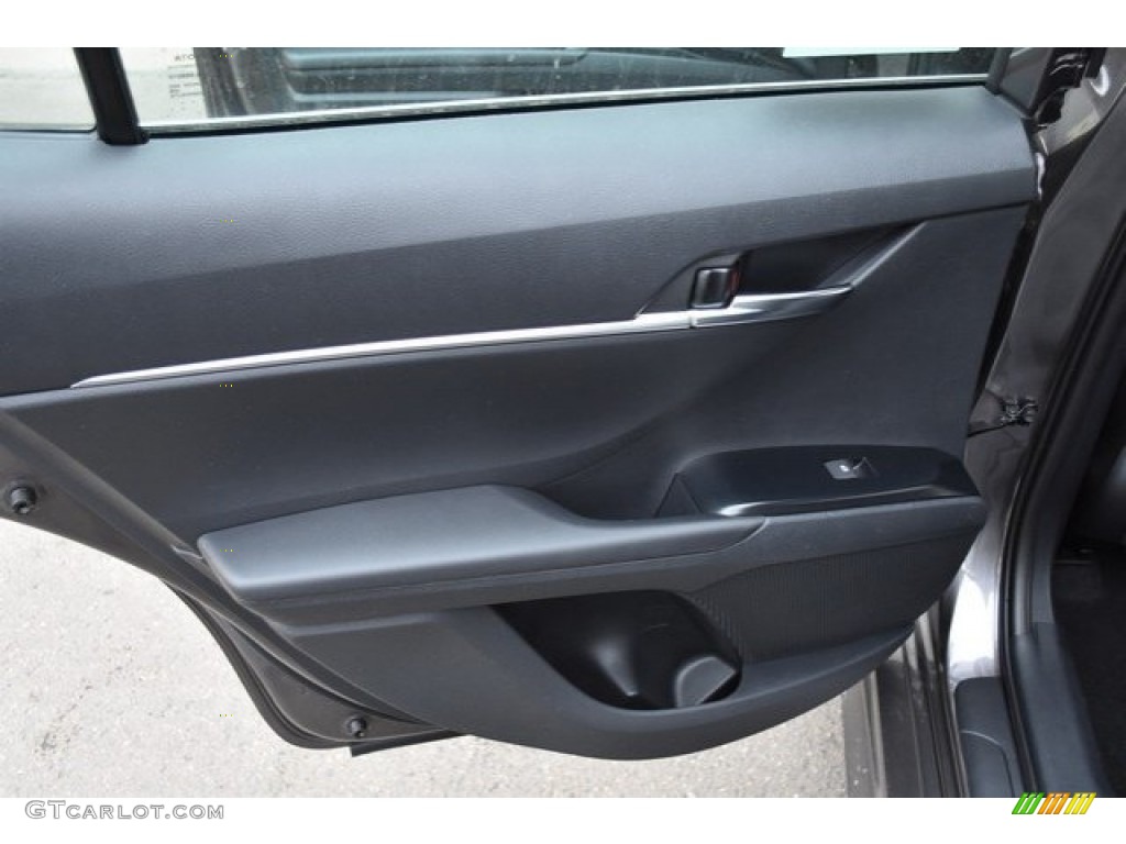 2018 Camry SE - Predawn Gray Mica / Ash photo #21