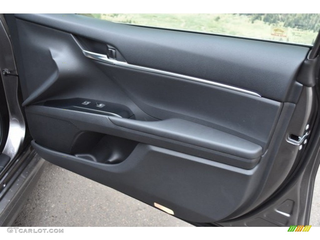 2018 Camry SE - Predawn Gray Mica / Ash photo #22