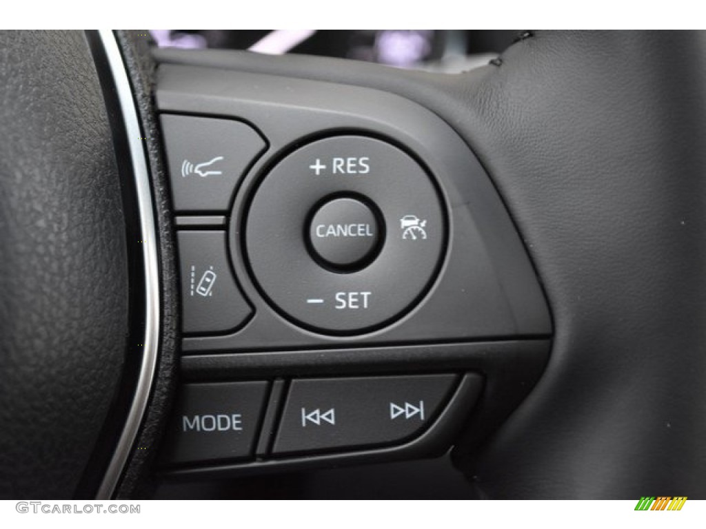2018 Toyota Camry SE Controls Photo #125184728