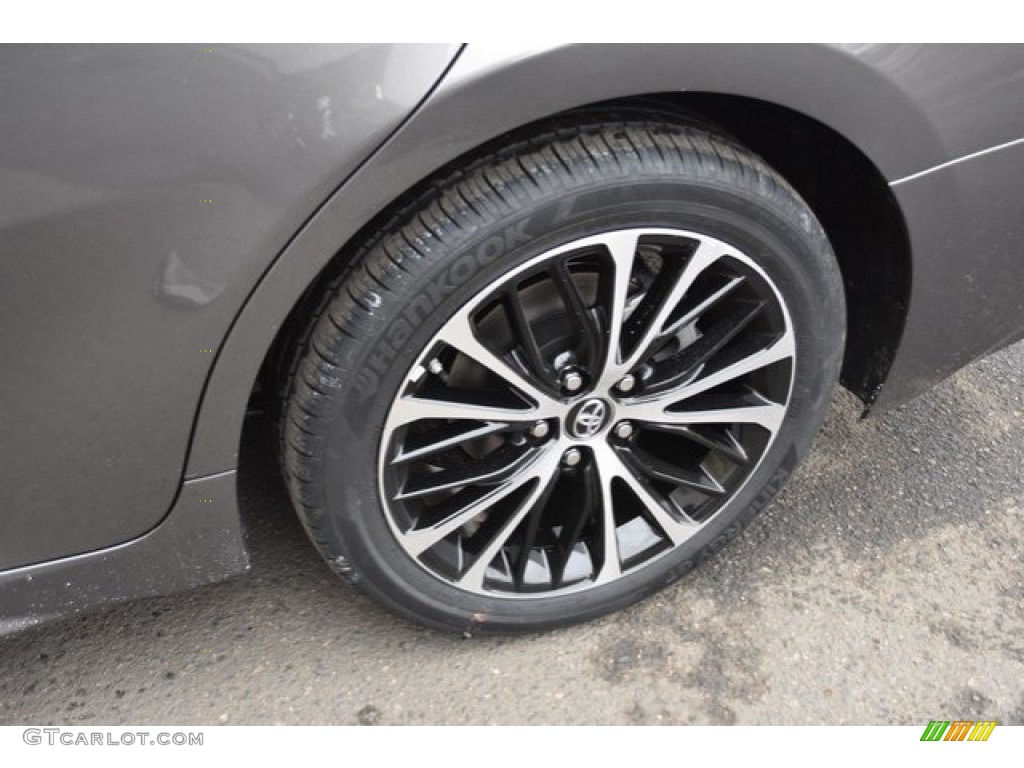 2018 Camry SE - Predawn Gray Mica / Ash photo #32