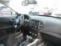 Diamond Black Crystal Pearl - Compass Sport Photo No. 11