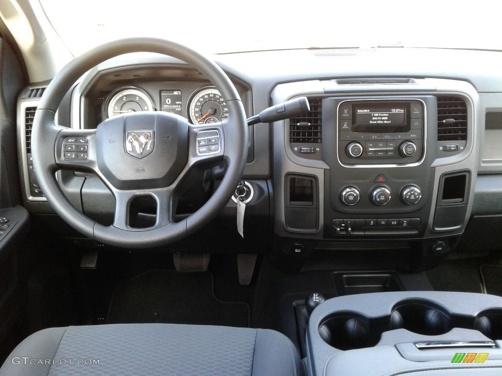 2018 2500 Tradesman Crew Cab 4x4 - True Blue Pearl / Black/Diesel Gray photo #25