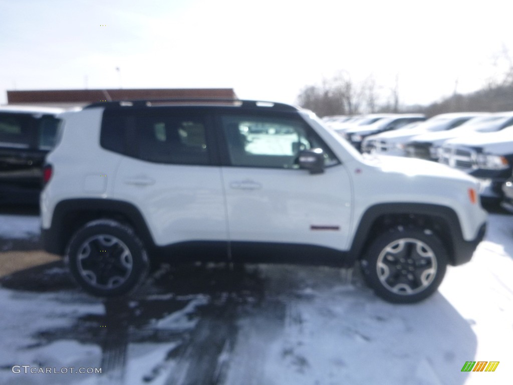 2017 Renegade Trailhawk 4x4 - Alpine White / Black photo #6