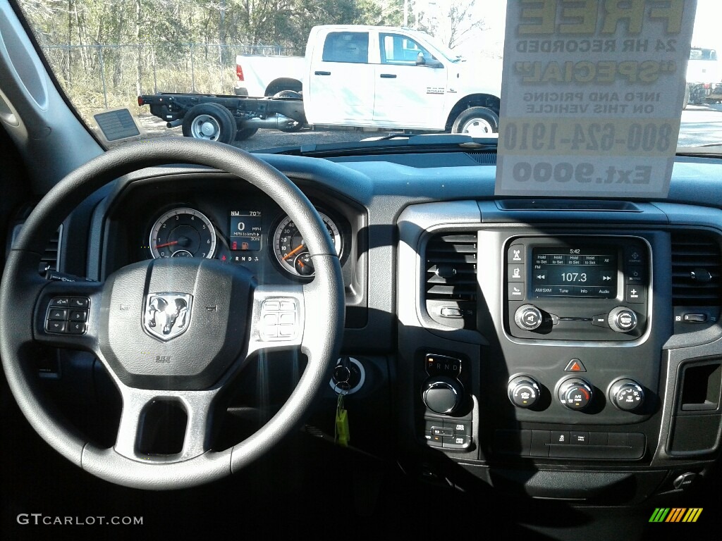2018 1500 Tradesman Quad Cab 4x4 - Bright White / Black/Diesel Gray photo #13