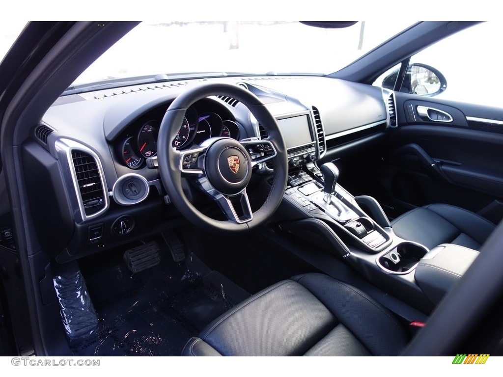 2015 Porsche Cayenne Diesel Black Dashboard Photo #125205055