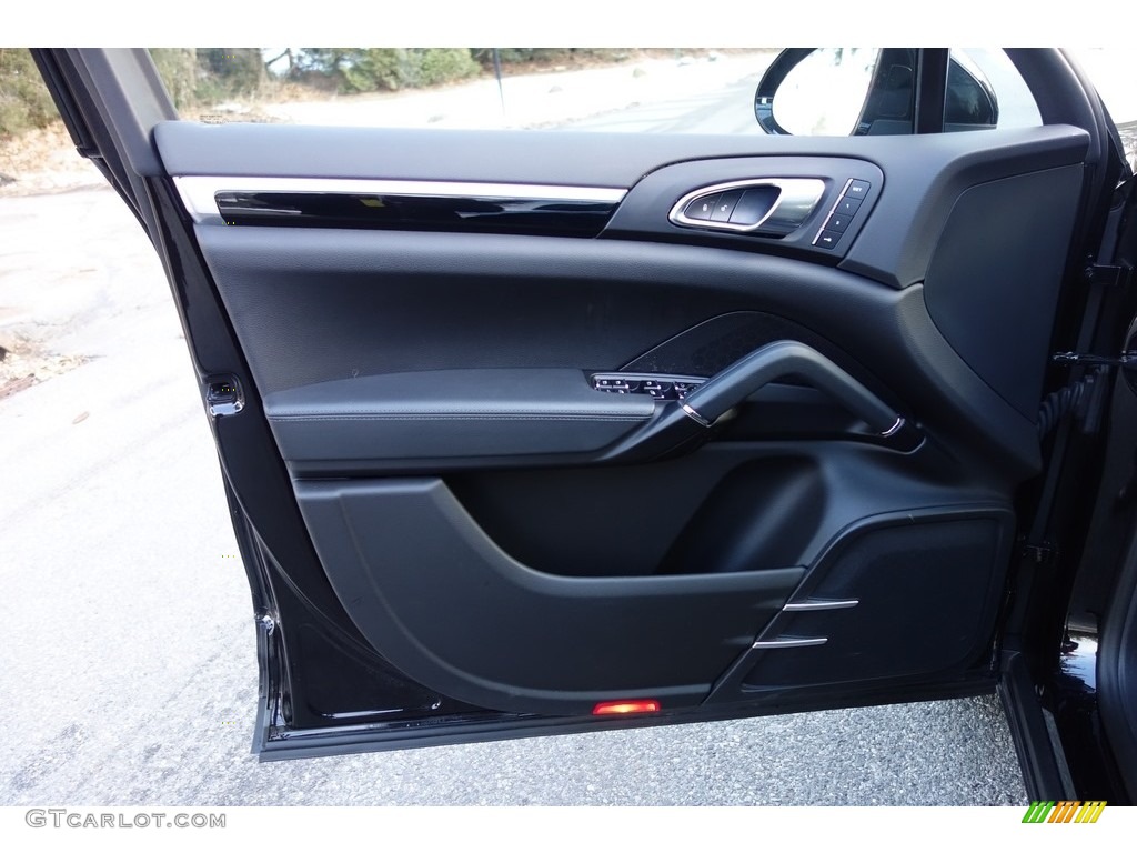 2015 Porsche Cayenne Diesel Black Door Panel Photo #125205079