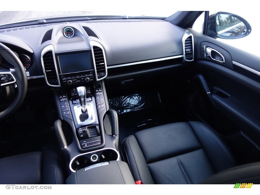 2015 Cayenne Diesel - Black / Black photo #14