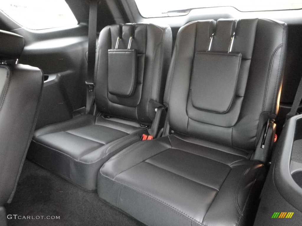 2018 Explorer XLT 4WD - Shadow Black / Ebony Black photo #9