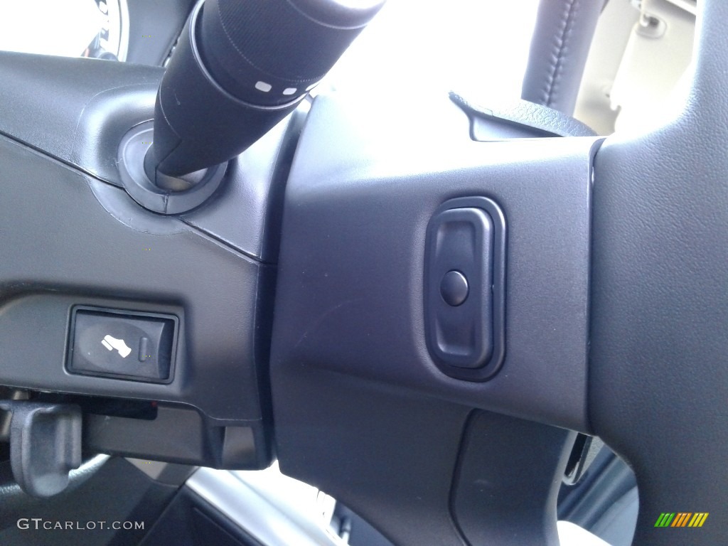 2018 1500 Night Crew Cab 4x4 - Flame Red / Black photo #15
