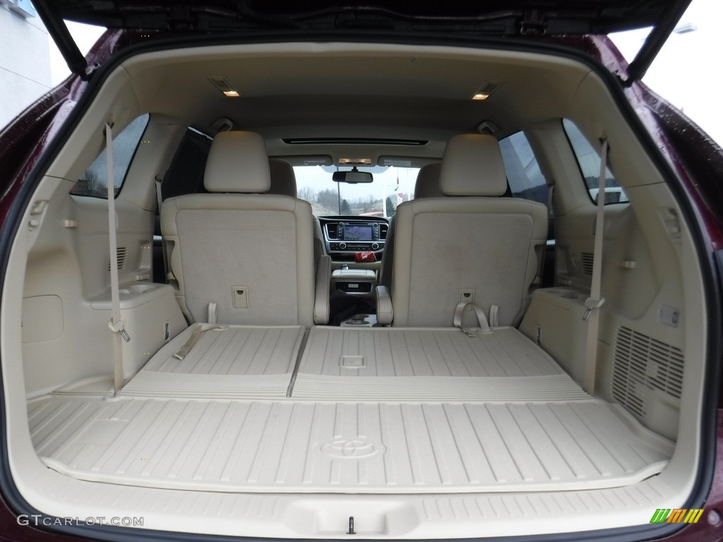 2015 Highlander XLE AWD - Ooh La La Rouge Mica / Almond photo #31