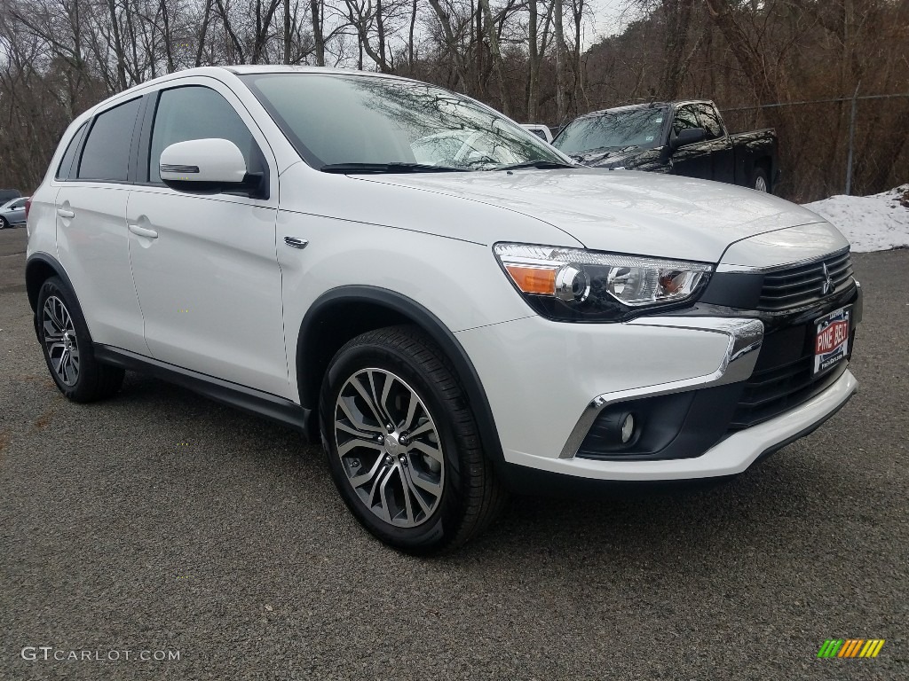 2017 Outlander Sport SE AWC - Diamond White / Black photo #1