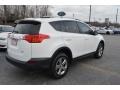 Super White - RAV4 XLE Photo No. 3