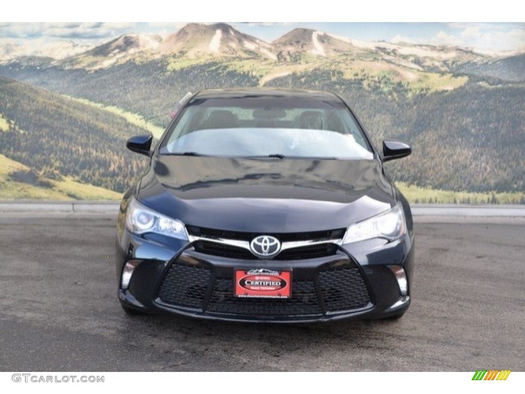 2017 Camry SE - Midnight Black Metallic / Black photo #4