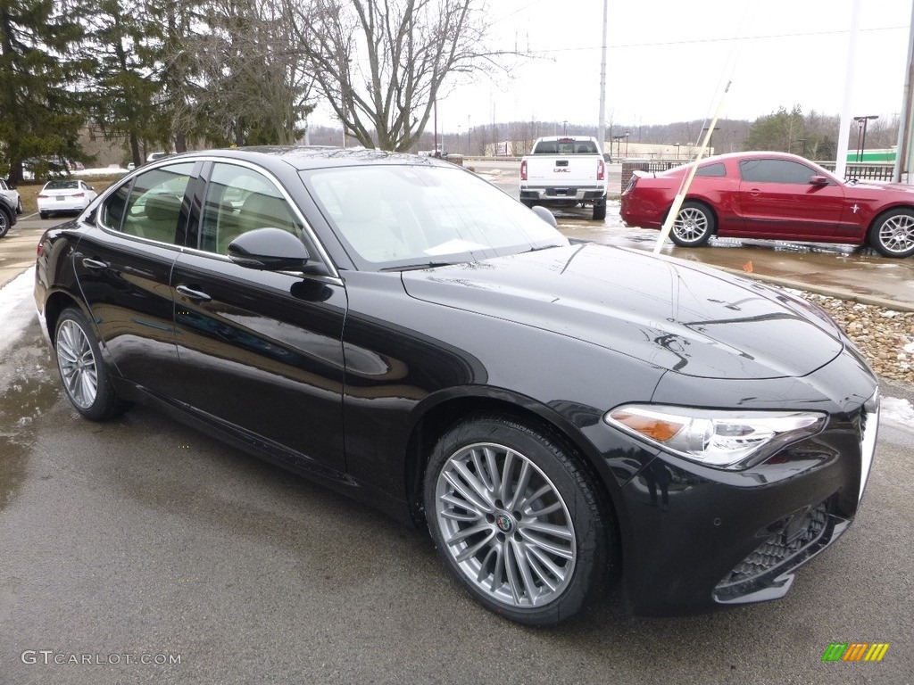 2018 Giulia Ti AWD - Vulcano Black Metallic / Black/Tan photo #9