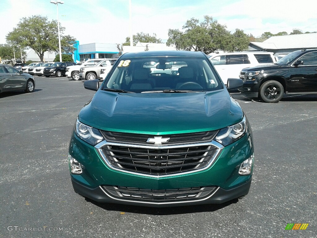 2018 Equinox LS - Ivy Metallic / Medium Ash Gray photo #8