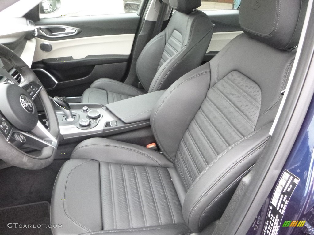 2018 Alfa Romeo Giulia Ti AWD Front Seat Photo #125224993