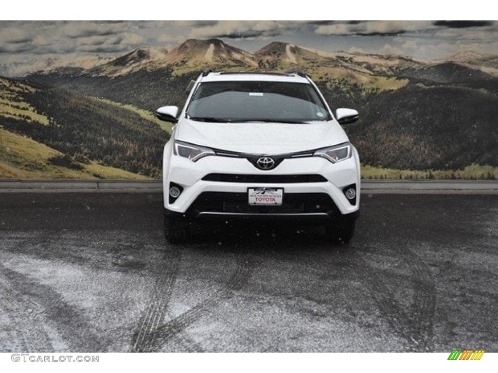 2018 RAV4 XLE AWD - Super White / Black photo #2