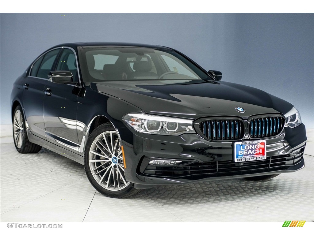 2018 5 Series 530e iPerfomance Sedan - Jet Black / Black photo #11