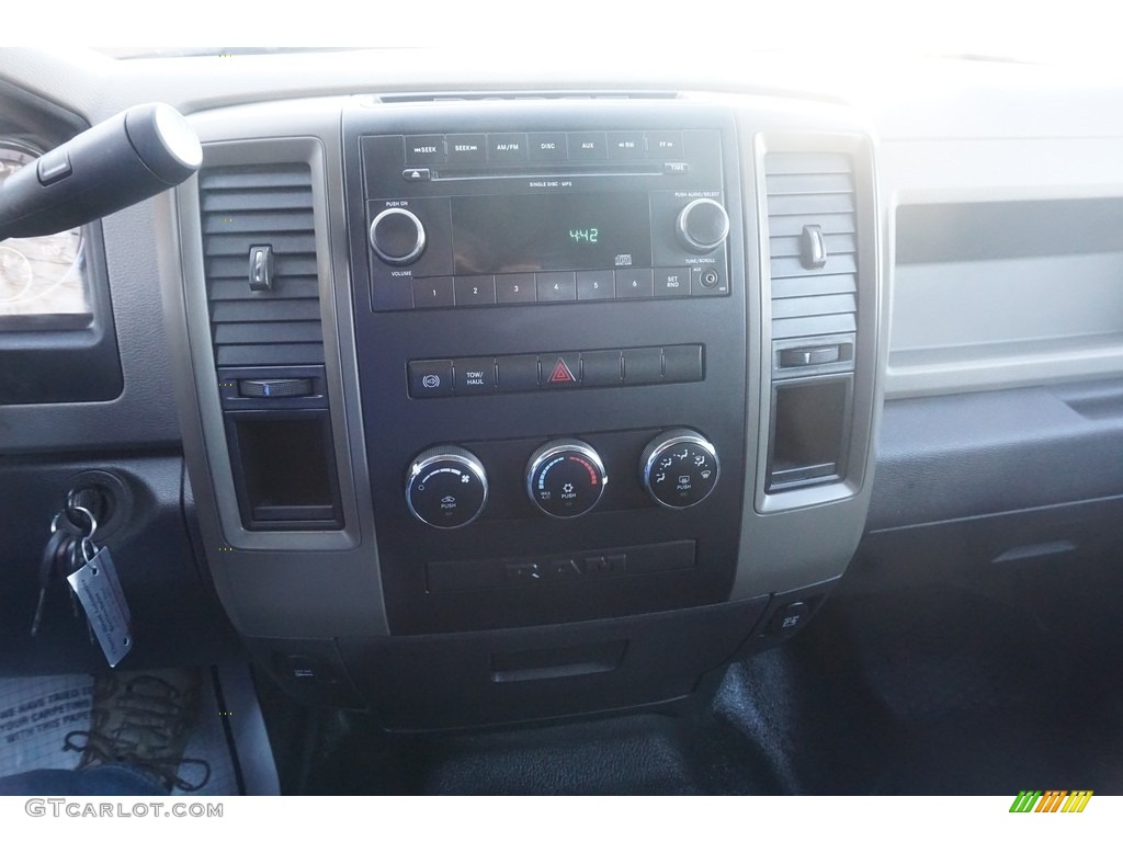 2011 Ram 3500 HD ST Crew Cab Dually - Bright White / Dark Slate Gray/Medium Graystone photo #31
