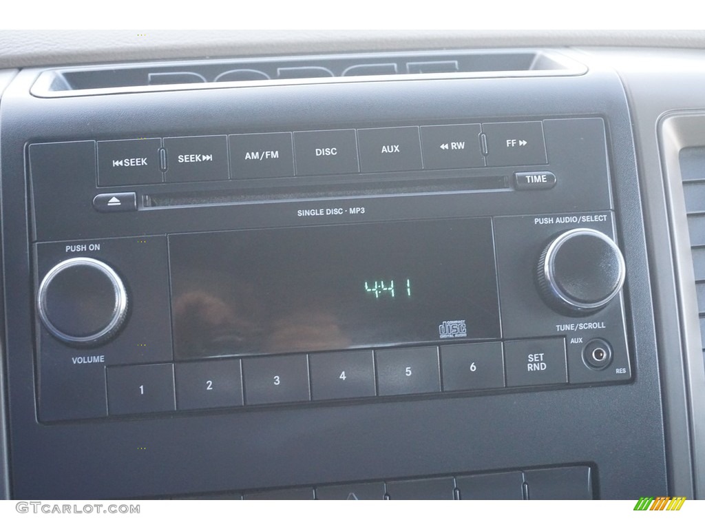 2011 Ram 3500 HD ST Crew Cab Dually - Bright White / Dark Slate Gray/Medium Graystone photo #32