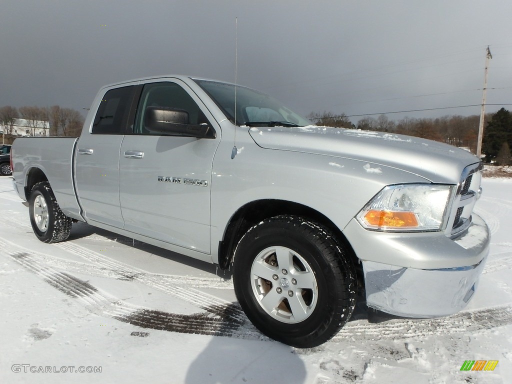 2011 Ram 1500 SLT Quad Cab 4x4 - Bright Silver Metallic / Dark Slate Gray/Medium Graystone photo #4