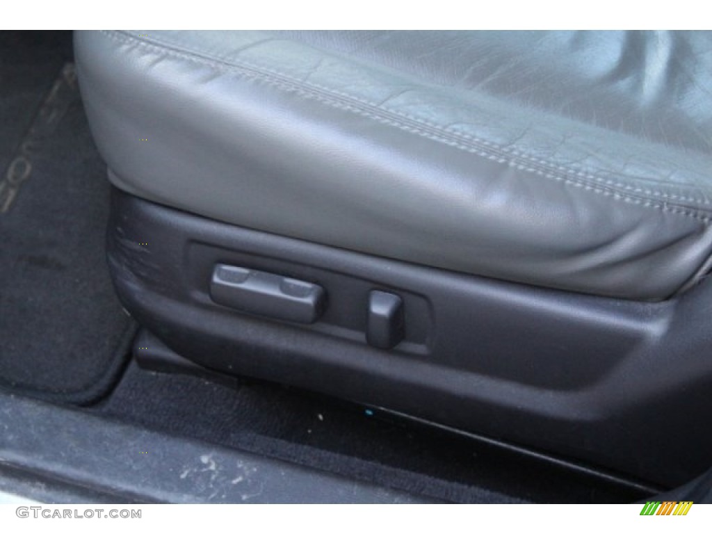 2009 Sonata Limited - Willow Gray / Gray photo #17