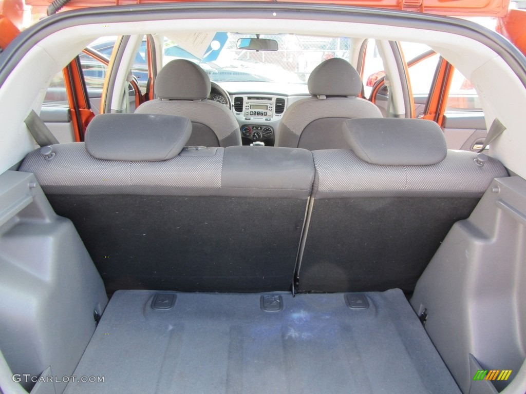 2006 Rio Rio5 SX Hatchback - Sunset Orange / Gray photo #18