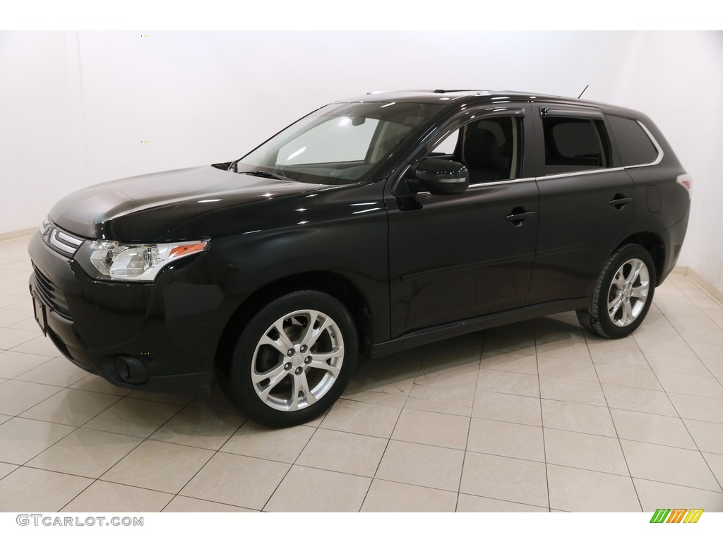 2014 Outlander SE S-AWC - Labrador Black Pearl / Black photo #3