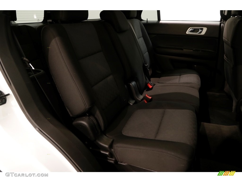 2015 Explorer XLT 4WD - Oxford White / Charcoal Black photo #14