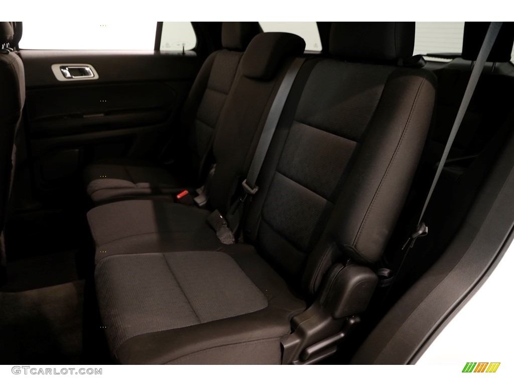 2015 Explorer XLT 4WD - Oxford White / Charcoal Black photo #15