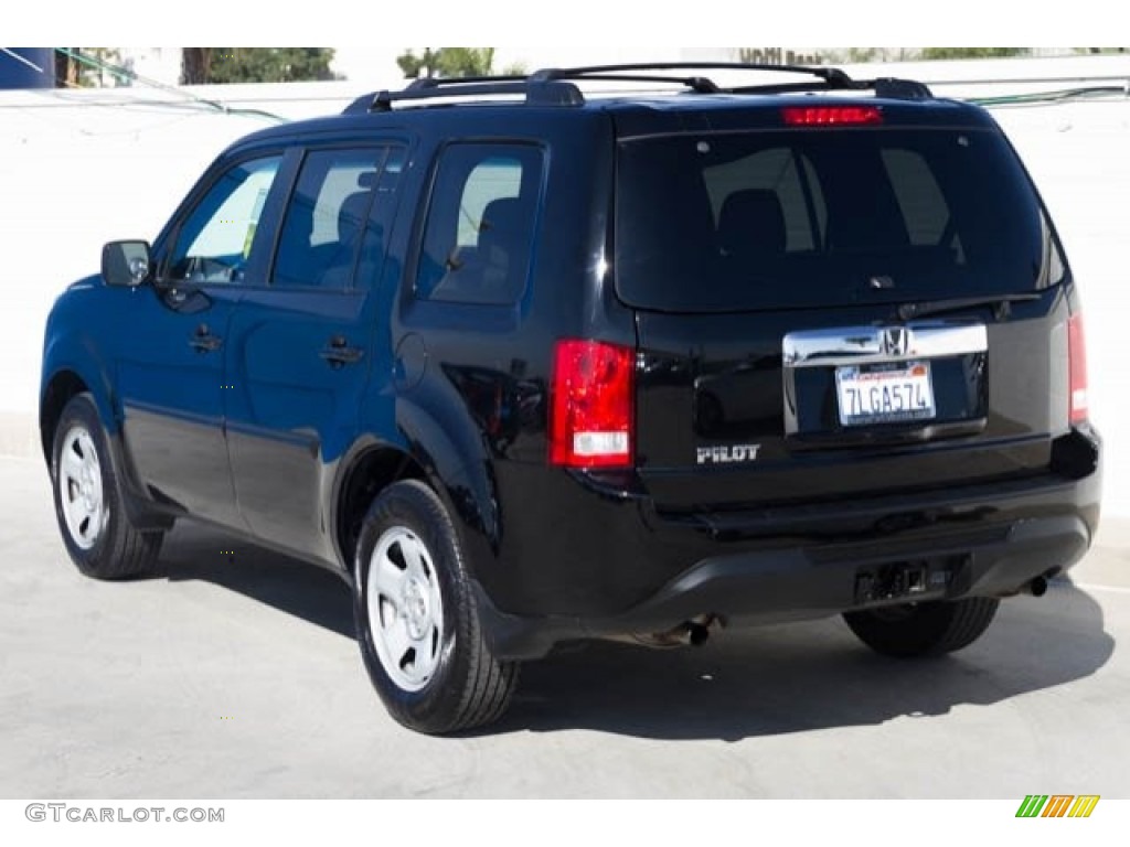 2015 Pilot LX - Crystal Black Pearl / Gray photo #2