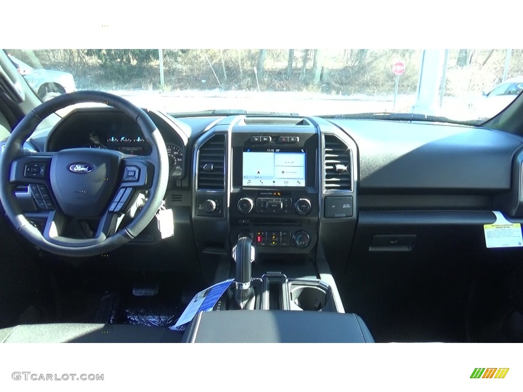 2018 F150 XL SuperCrew 4x4 - Ingot Silver / Black photo #19