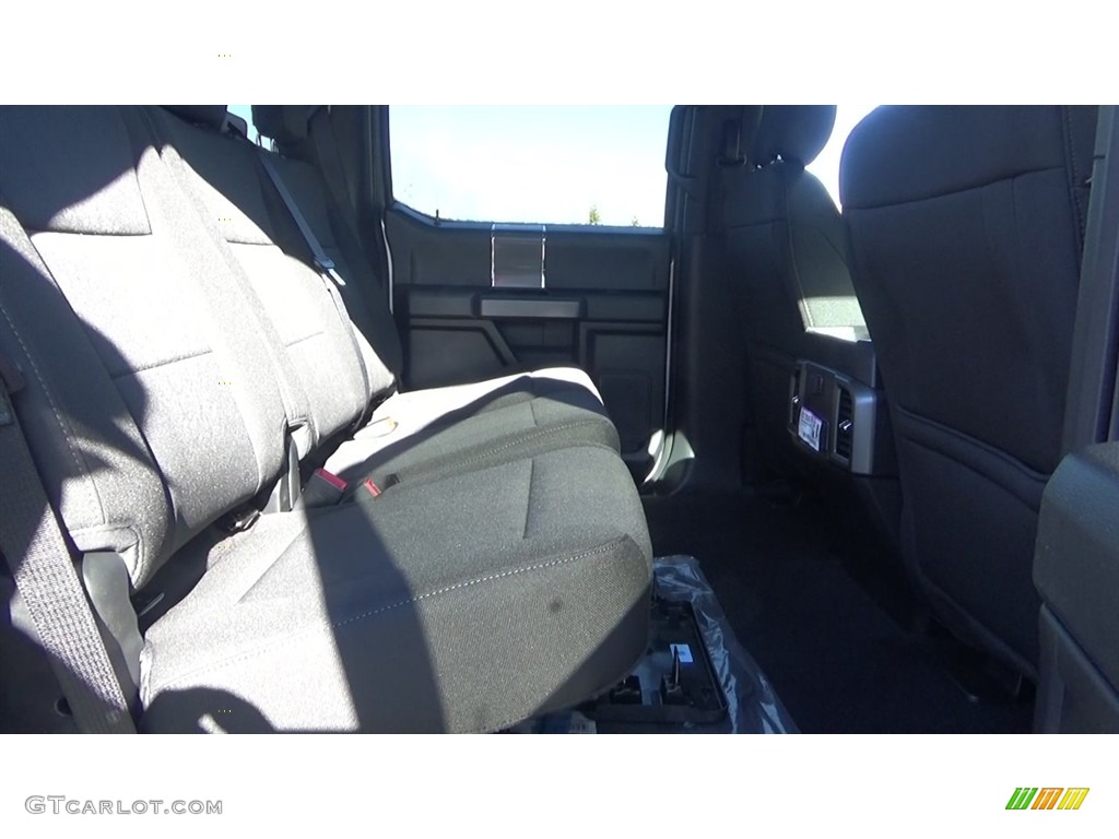 2018 F150 XL SuperCrew 4x4 - Ingot Silver / Black photo #23