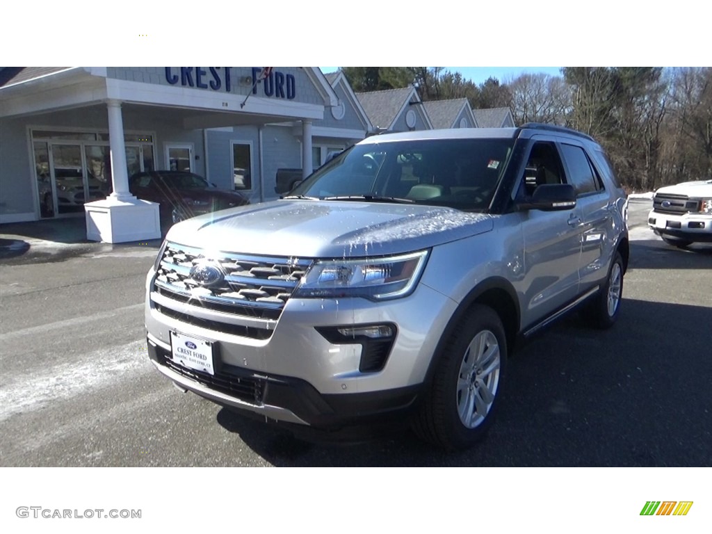 2018 Explorer XLT 4WD - Ingot Silver / Ebony Black photo #3