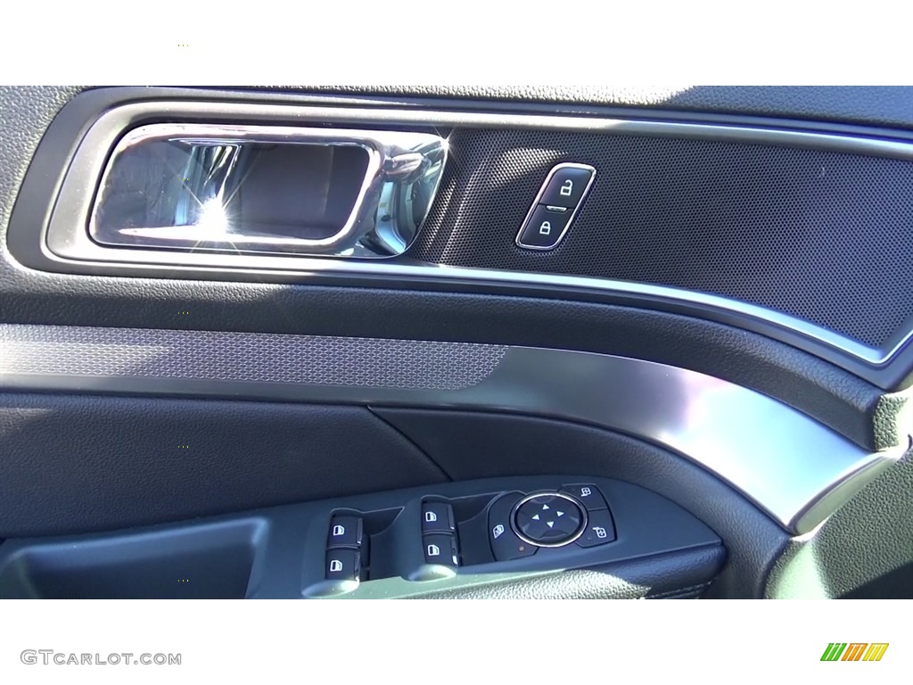 2018 Explorer XLT 4WD - Ingot Silver / Ebony Black photo #13